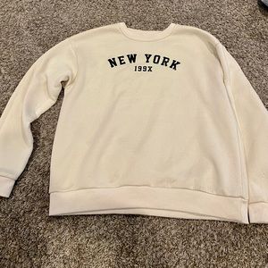 SHEIN NEW YORK SWEATSHIRT